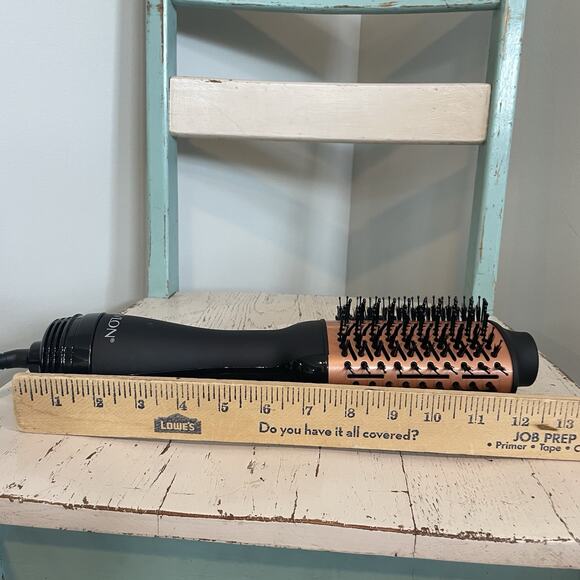 Revlon One-Step Hair Dryer & Volumizer Copper Smooth Edition Styler TESTED - Picture 8 of 8